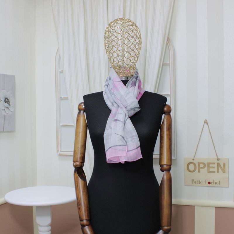 Fashion, accesorii si bijuterii - Femei - Accesorii femei - Esarfe si fulare femei - Esarfa, de dama, Buticcochet, din poliester, Gri cu flori roz,  50x160 cm - ES1053 - Infinity.ro