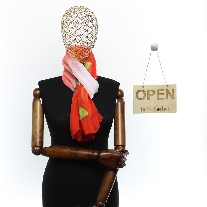 Fashion, accesorii si bijuterii - Femei - Accesorii femei - Esarfe si fulare femei - Esarfa, de dama, Buticcochet, din poliester, imprimeu floral, 50x150 cm, Rosu - ES2555 - Infinity.ro