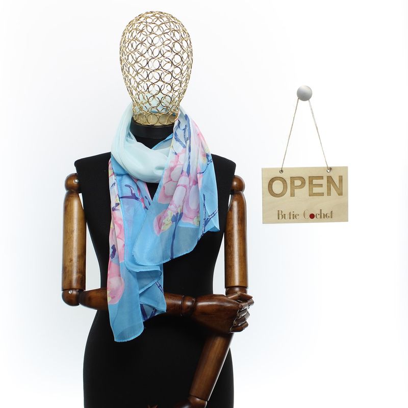 Fashion, accesorii si bijuterii - Femei - Accesorii femei - Esarfe si fulare femei - Esarfa, de dama, Buticcochet, din poliester, imprimeu floral, 50x150 cm, Albastru - ES2545 - Infinity.ro