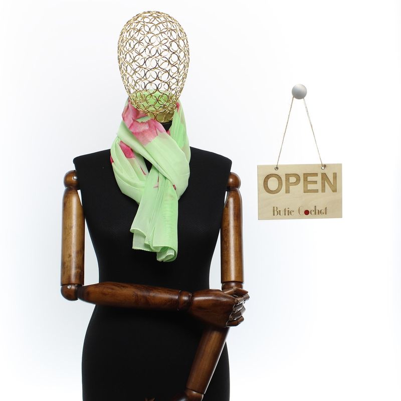 Fashion, accesorii si bijuterii - Femei - Accesorii femei - Esarfe si fulare femei - Esarfa, de dama, Buticcochet, din poliester, imprimeu floral, 50x150 cm, Verde - ES2534 - Infinity.ro