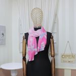 Fashion, accesorii si bijuterii - Femei - Accesorii femei - Esarfe si fulare femei - Esarfa, de dama, Buticcochet, din poliester, Roz cu crini, 150x50 cm - ES1131 - Infinity.ro