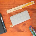Fashion, accesorii si bijuterii - Femei - Accesorii femei - Portofele femei - Portofel de dama, din piele ecologica, Buticcochet, cu un fermoar si flori, 19x10x2 cm, Gri - PR858 - Infinity.ro