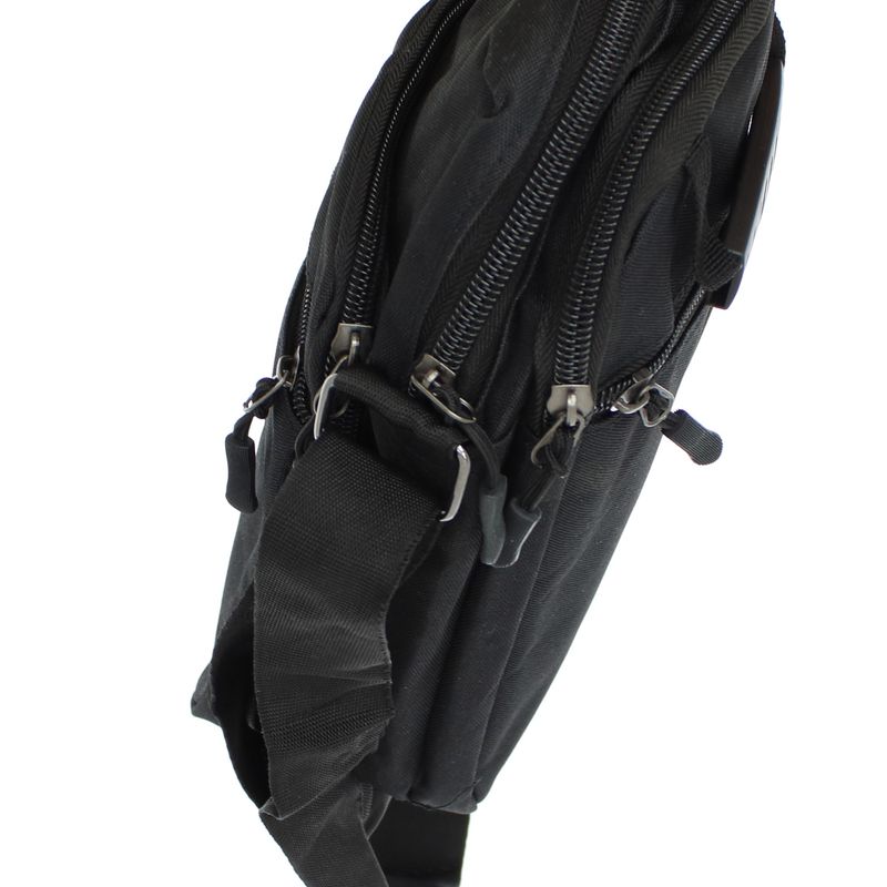 Fashion, accesorii si bijuterii - Barbati - Accesorii barbati - Genti si rucsacuri barbati - Geanta barbateasca, de umar / mana, din material sintetic, ButicCochet, 22 x 16 x 6 cm, 4 compartimente, Negru - GNM62 - Infinity.ro
