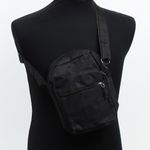 Fashion, accesorii si bijuterii - Barbati - Accesorii barbati - Genti si rucsacuri barbati - Geanta barbateasca, de umar / mana, din material sintetic, ButicCochet, 22 x 16 x 6 cm, 4 compartimente, Negru - GNM62 - Infinity.ro