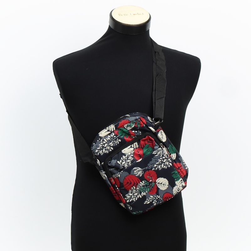 Fashion, accesorii si bijuterii - Barbati - Accesorii barbati - Genti si rucsacuri barbati - Geanta barbateasca, de umar / mana, din material sintetic, ButicCochet, 22 x 16 x 6 cm, 4 compartimente, Gri inchis - GNM80 - Infinity.ro