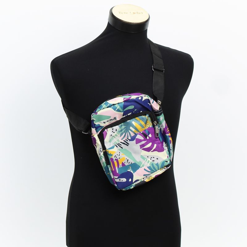 Fashion, accesorii si bijuterii - Barbati - Accesorii barbati - Genti si rucsacuri barbati - Geanta barbateasca, de umar / mana, din material sintetic, ButicCochet, 22 x 16 x 6 cm, 4 compartimente, Multicolor - GNM79 - Infinity.ro