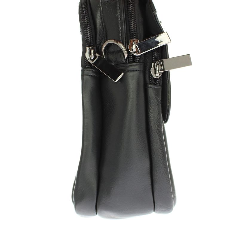 Fashion, accesorii si bijuterii - Barbati - Accesorii barbati - Genti si rucsacuri barbati - Geanta barbateasca, de umar, din piele naturala, ButicCochet, 16 x 19 x 8 cm, Negru - GNM26 - Infinity.ro