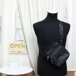 Fashion, accesorii si bijuterii - Barbati - Accesorii barbati - Genti si rucsacuri barbati - Geanta barbateasca, de umar, din piele naturala, ButicCochet, 17 x 20 x 4 cm, Negru - GNM47 - Infinity.ro