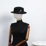 Fashion, accesorii si bijuterii - Femei - Accesorii femei - Caciuli si palarii femei - Palarie dama, ButicCochet, din material sintetic, one size, cu detalii metalice aurii, Negru - PAL1224 - Infinity.ro