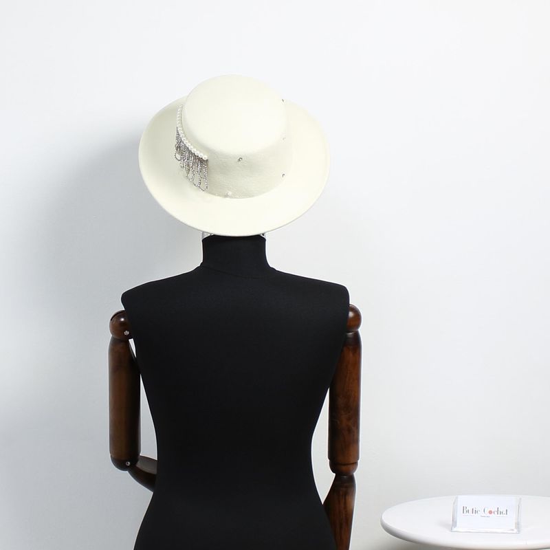 Fashion, accesorii si bijuterii - Femei - Accesorii femei - Caciuli si palarii femei - Palarie dama, ButicCochet, din lana, one size, cu bilute decorative, Alb - PAL1222 - Infinity.ro