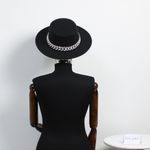 Fashion, accesorii si bijuterii - Femei - Accesorii femei - Caciuli si palarii femei - Palarie dama, ButicCochet, din material sintetic, one size, cu lant decorativ, Negru - PAL1225 - Infinity.ro