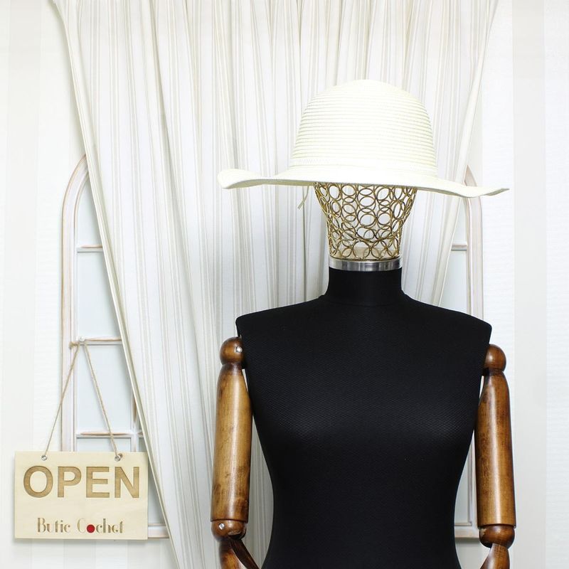 Fashion, accesorii si bijuterii - Femei - Accesorii femei - Caciuli si palarii femei - Palarie de soare, dama, Anoul, din paie de hartie, one size, model cu flori artificiale, Crem - PAL1154 - Infinity.ro