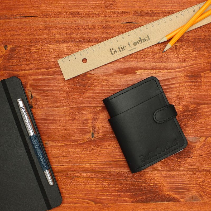 Fashion, accesorii si bijuterii - Femei - Accesorii femei - Portofele femei - Portofel barbatesc, piele naturala, ButicCochet, compartimente multiple, 10x12x2 cm, Negru - PR711 - Infinity.ro