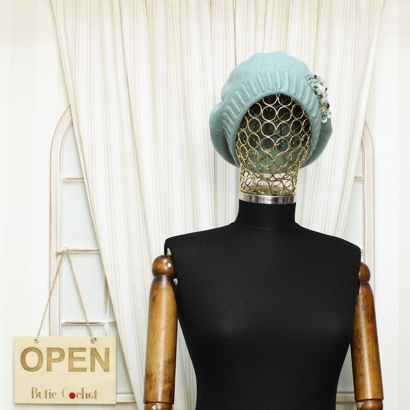 Fashion, accesorii si bijuterii - Femei - Accesorii femei - Caciuli si palarii femei - Bereta de dama, Buticcochet, one size, lana, model cu paiete, Verde menta - BSC432 - Infinity.ro