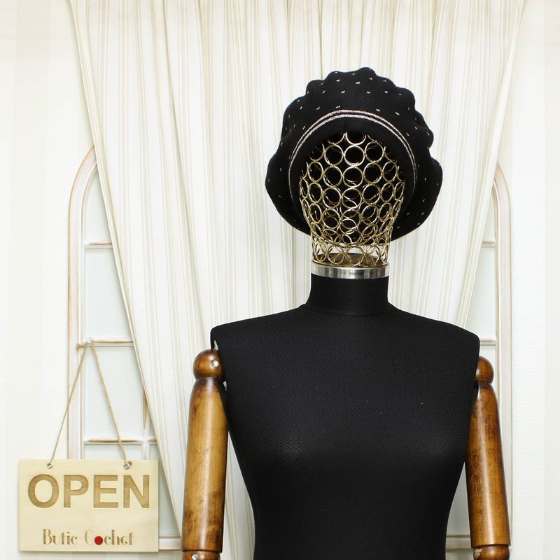 Fashion, accesorii si bijuterii - Femei - Accesorii femei - Caciuli si palarii femei - Bereta de dama, Buticcochet, one size, lana, model punctat, Negru - BSC417 - Infinity.ro