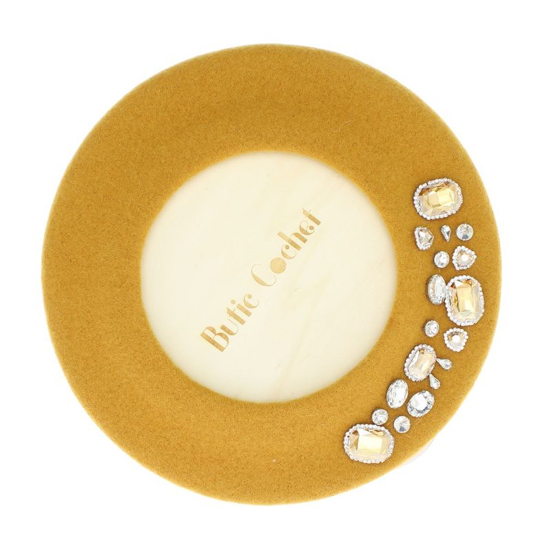 Fashion, accesorii si bijuterii - Femei - Accesorii femei - Caciuli si palarii femei - Bereta de dama, din lana, ButicCochet, one size, model cu strasuri decorative, Galben mustar - BSC563 - Infinity.ro