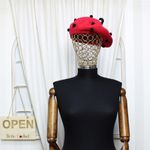 Fashion, accesorii si bijuterii - Femei - Accesorii femei - Caciuli si palarii femei - Bereta de dama, din lana, ButicCochet, one size, model cu ciupercuta si ciucuri, Rosu - BSC547 - Infinity.ro
