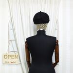 Fashion, accesorii si bijuterii - Femei - Accesorii femei - Caciuli si palarii femei - Bereta de dama, din lana, ButicCochet, one size, model cu aplicatii aurii, Negru - BSC550 - Infinity.ro