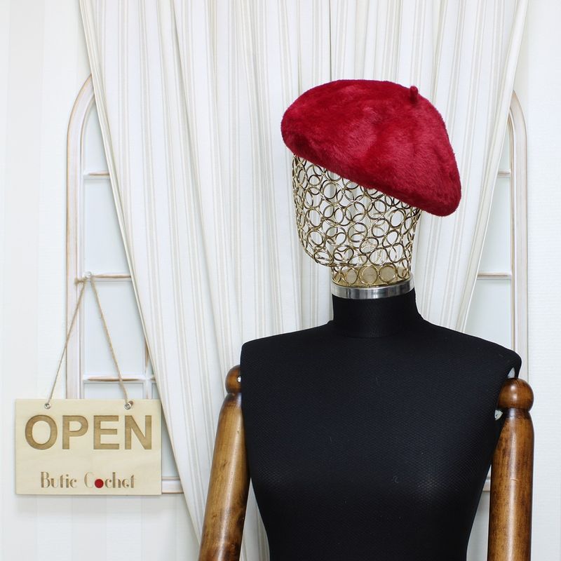 Fashion, accesorii si bijuterii - Femei - Accesorii femei - Caciuli si palarii femei - Bereta de dama, Buticcochet, 50% acril 50% naylon, one size, Rosu - BSC400 - Infinity.ro