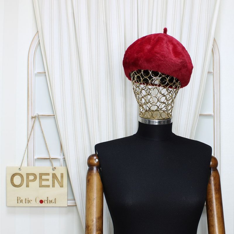 Fashion, accesorii si bijuterii - Femei - Accesorii femei - Caciuli si palarii femei - Bereta de dama, Buticcochet, 50% acril 50% naylon, one size, Rosu - BSC400 - Infinity.ro