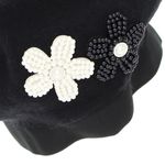 Fashion, accesorii si bijuterii - Femei - Accesorii femei - Caciuli si palarii femei - Bereta de dama, din lana, ButicCochet, one size, model cu flori din perle, Negru - BSC551 - Infinity.ro