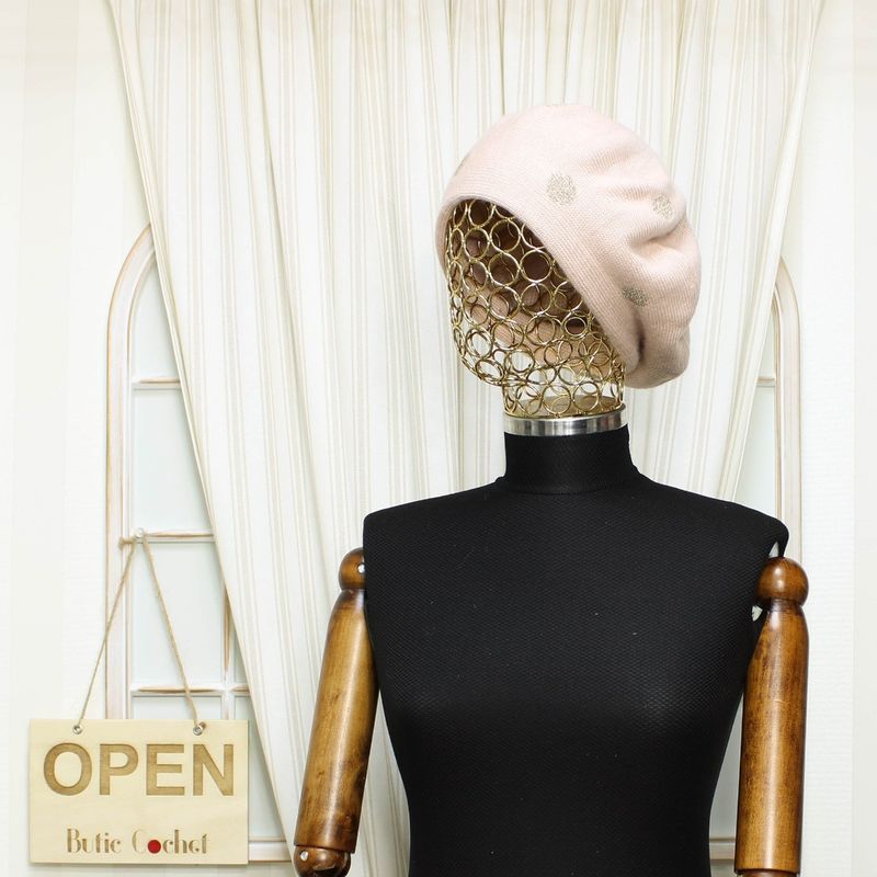 Fashion, accesorii si bijuterii - Femei - Accesorii femei - Caciuli si palarii femei - Bereta de dama, Buticcochet, one size, lana, model cu fir metalic, Roz - BSC427 - Infinity.ro
