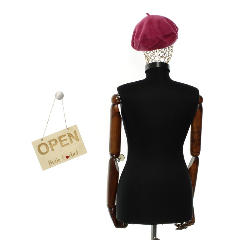 Fashion, accesorii si bijuterii - Femei - Accesorii femei - Caciuli si palarii femei - Bereta de dama, din lana, Evita, one size, model in relief, Ciclam - BSC855 - Infinity.ro