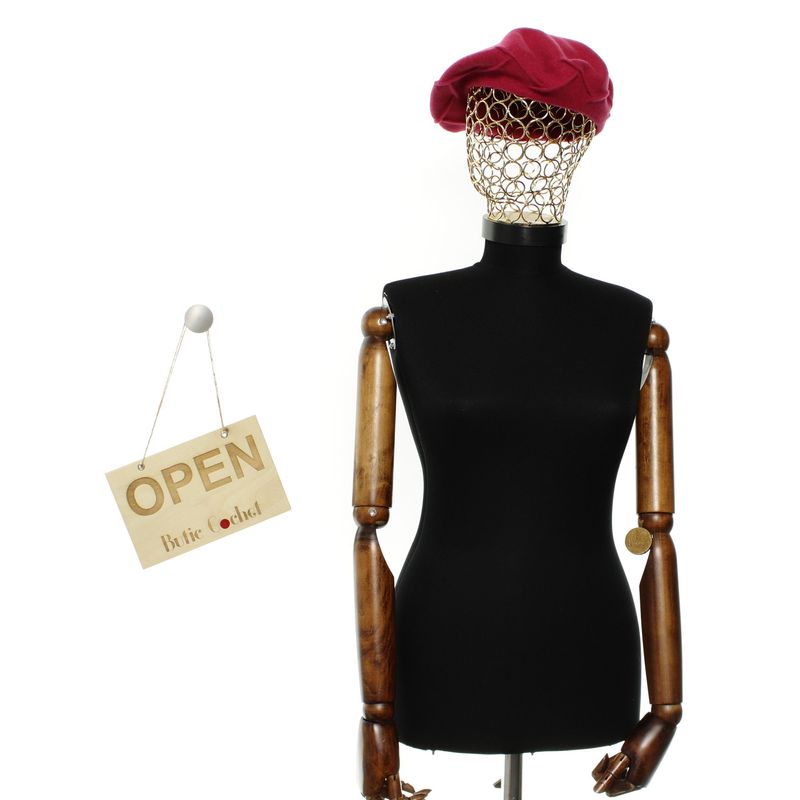 Fashion, accesorii si bijuterii - Femei - Accesorii femei - Caciuli si palarii femei - Bereta de dama, din lana, Evita, one size, model in relief, Fucsia - BSC854 - Infinity.ro