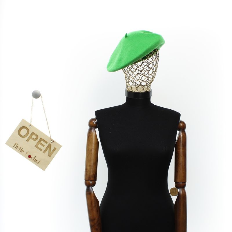 Fashion, accesorii si bijuterii - Femei - Accesorii femei - Caciuli si palarii femei - Bereta de dama, Buticcochet, lana, one size, Verde aprins - BSC704 - Infinity.ro