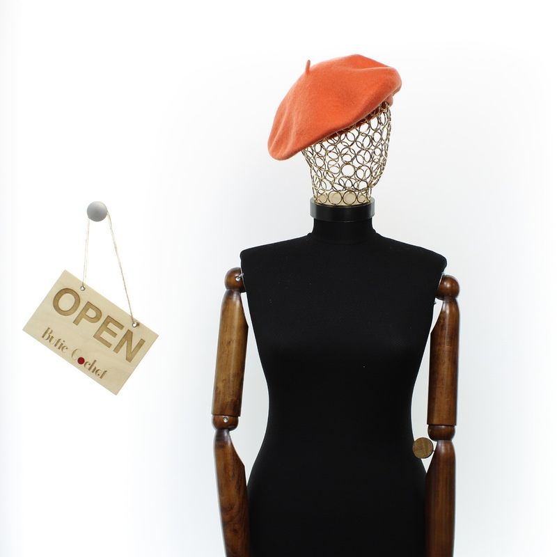 Fashion, accesorii si bijuterii - Femei - Accesorii femei - Caciuli si palarii femei - Bereta de dama, Buticcochet, lana, one size, Portocaliu - BSC703 - Infinity.ro