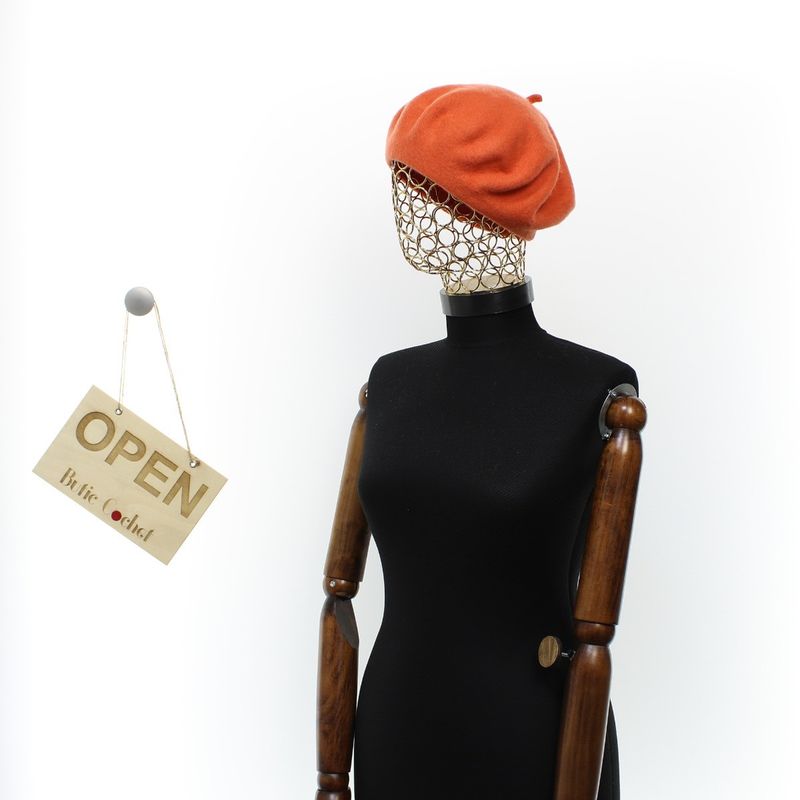 Fashion, accesorii si bijuterii - Femei - Accesorii femei - Caciuli si palarii femei - Bereta de dama, Buticcochet, lana, one size, Portocaliu - BSC703 - Infinity.ro