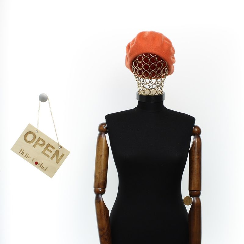 Fashion, accesorii si bijuterii - Femei - Accesorii femei - Caciuli si palarii femei - Bereta de dama, Buticcochet, lana, one size, Portocaliu - BSC703 - Infinity.ro