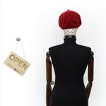 Fashion, accesorii si bijuterii - Femei - Accesorii femei - Caciuli si palarii femei - Bereta de dama, din lana, Evita, one size, model floral, Rosu - BSC708 - Infinity.ro