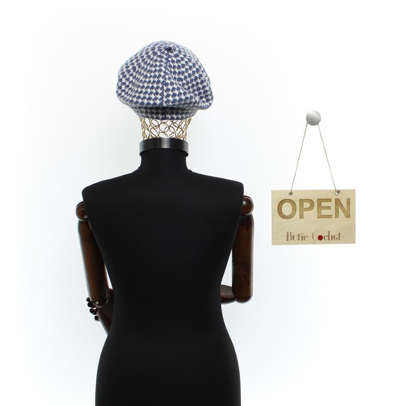Fashion, accesorii si bijuterii - Femei - Accesorii femei - Caciuli si palarii femei - Bereta de dama, din lana, ButicCochet, one size, model stilizat, Albastru - BSC697 - Infinity.ro