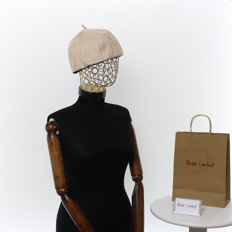 Fashion, accesorii si bijuterii - Femei - Accesorii femei - Caciuli si palarii femei - Bereta de dama, din mateial sintetic, ButicCochet, one size, Bej - BSC647 - Infinity.ro
