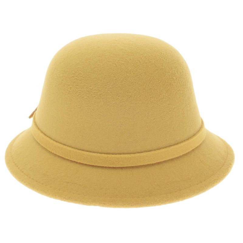 Fashion, accesorii si bijuterii - Femei - Accesorii femei - Caciuli si palarii femei - Palarie dama, marime 57 reglabila, ButicCochet, 20% lana 80 acryl, model cu floare, Galben - PAL972 - Infinity.ro