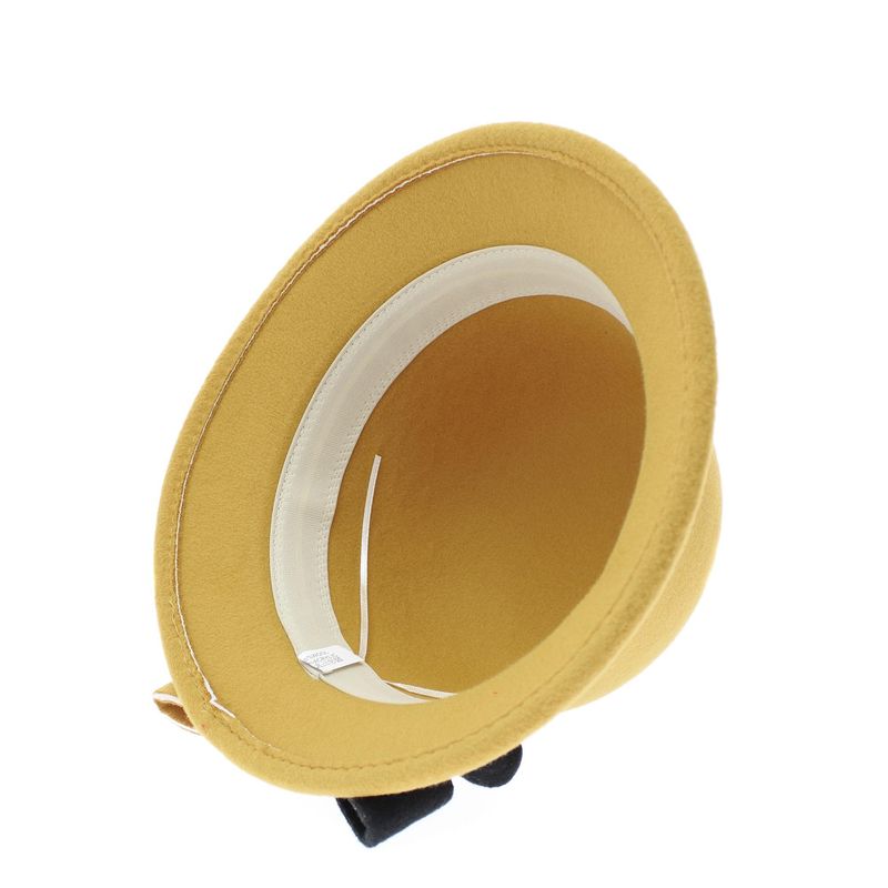 Fashion, accesorii si bijuterii - Femei - Accesorii femei - Caciuli si palarii femei - Palarie dama, marime 57 reglabila, ButicCochet, 20% lana 80 acryl, model cu fundita, Galben - PAL955 - Infinity.ro