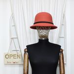Fashion, accesorii si bijuterii - Femei - Accesorii femei - Caciuli si palarii femei - Palarie dama, marime 57 reglabila, ButicCochet, 20% lana 80 acryl, model cu fundita, Portocaliu - PAL950 - Infinity.ro