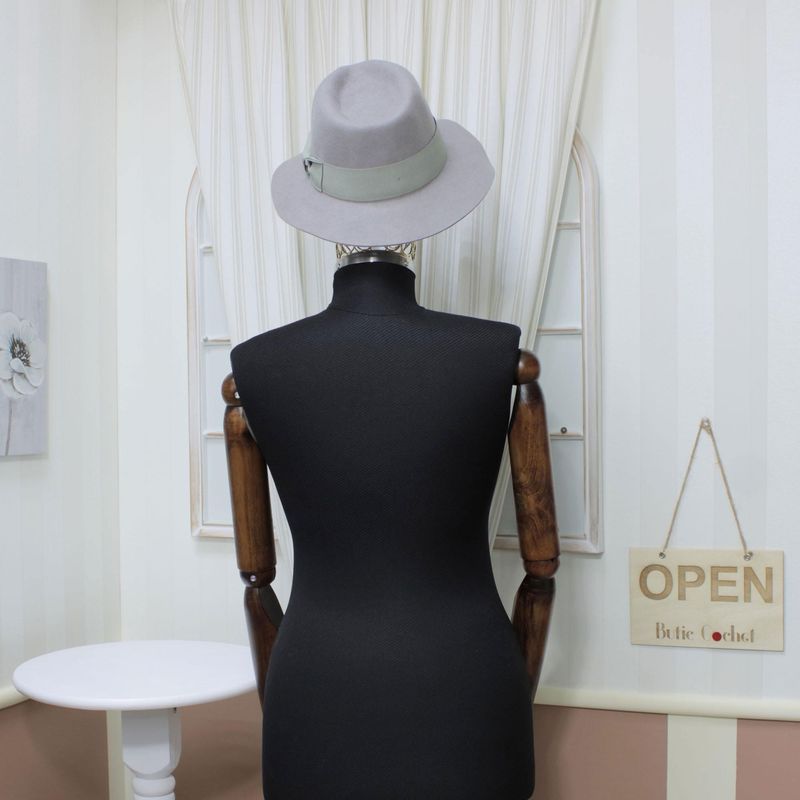 Fashion, accesorii si bijuterii - Femei - Accesorii femei - Caciuli si palarii femei - Palarie dama, cu bor mic, din 100% lana, Buticcochet, Gri cu fundita, marime 56 cm - PAL507 - Infinity.ro