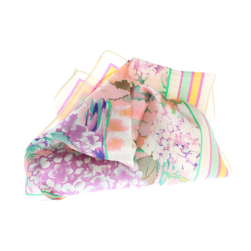 Fashion, accesorii si bijuterii - Femei - Accesorii femei - Esarfe si fulare femei - Batic dama, Buticcochet, dimensiune 60x60 cm, 60% poliester 40% matase, imprimeu floral, Crem - ES1856 - Infinity.ro