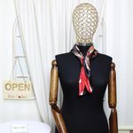 Fashion, accesorii si bijuterii - Femei - Accesorii femei - Esarfe si fulare femei - Batic dama, Buticcochet, dimensiune 60x60 cm, 60% poliester 40% matase, imprimeu stilizat, Rosu - ES2088 - Infinity.ro
