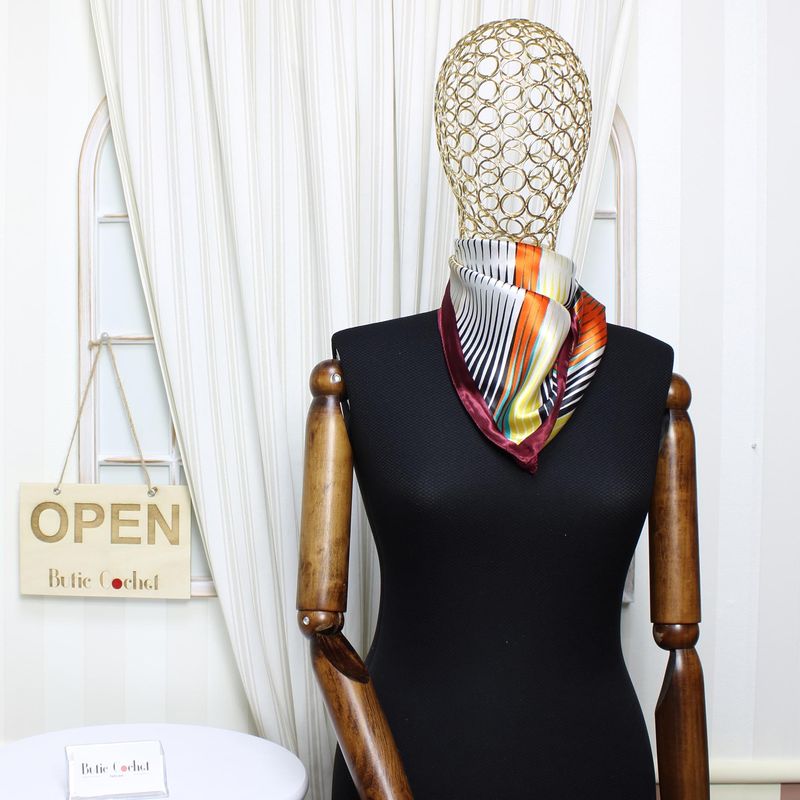 Fashion, accesorii si bijuterii - Femei - Accesorii femei - Esarfe si fulare femei - Batic dama, Buticcochet, dimensiune 60x60 cm, 60% poliester 40% matase, Visiniu - ES2062 - Infinity.ro
