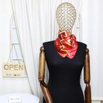 Fashion, accesorii si bijuterii - Femei - Accesorii femei - Esarfe si fulare femei - Batic dama, Buticcochet, dimensiune 60x60 cm, 60% poliester 40% matase, Rosu - ES2068 - Infinity.ro
