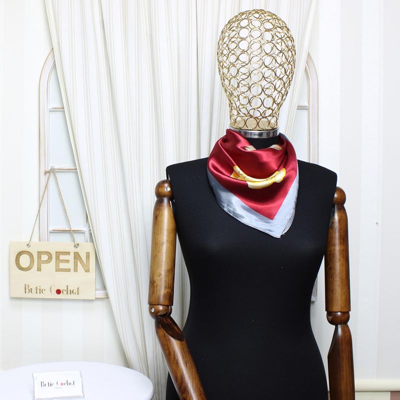 Fashion, accesorii si bijuterii - Femei - Accesorii femei - Esarfe si fulare femei - Batic dama, Buticcochet, dimensiune 60x60 cm, 60% poliester 40% matase, Visiniu - ES2046 - Infinity.ro