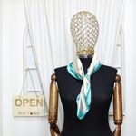 Fashion, accesorii si bijuterii - Femei - Accesorii femei - Esarfe si fulare femei - Batic dama, Buticcochet, dimensiune 60x60 cm, 60% poliester 40% matase, cu buline mici, Bej - ES1895 - Infinity.ro