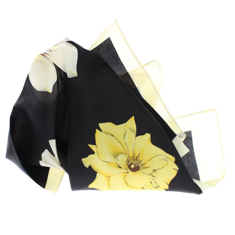 Fashion, accesorii si bijuterii - Femei - Accesorii femei - Esarfe si fulare femei - Batic dama, Buticcochet, dimensiune 60x60 cm, 60% poliester 40% matase, model floral, Negru - ES1872 - Infinity.ro