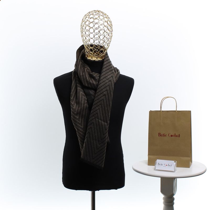 Fashion, accesorii si bijuterii - Barbati - Accesorii barbati - Esarfe si fulare barbati - Esarfa barbati, din casmir / pashmina, 30 x 188 cm, model cu liniar, negru cu maro - ES2290 - Infinity.ro
