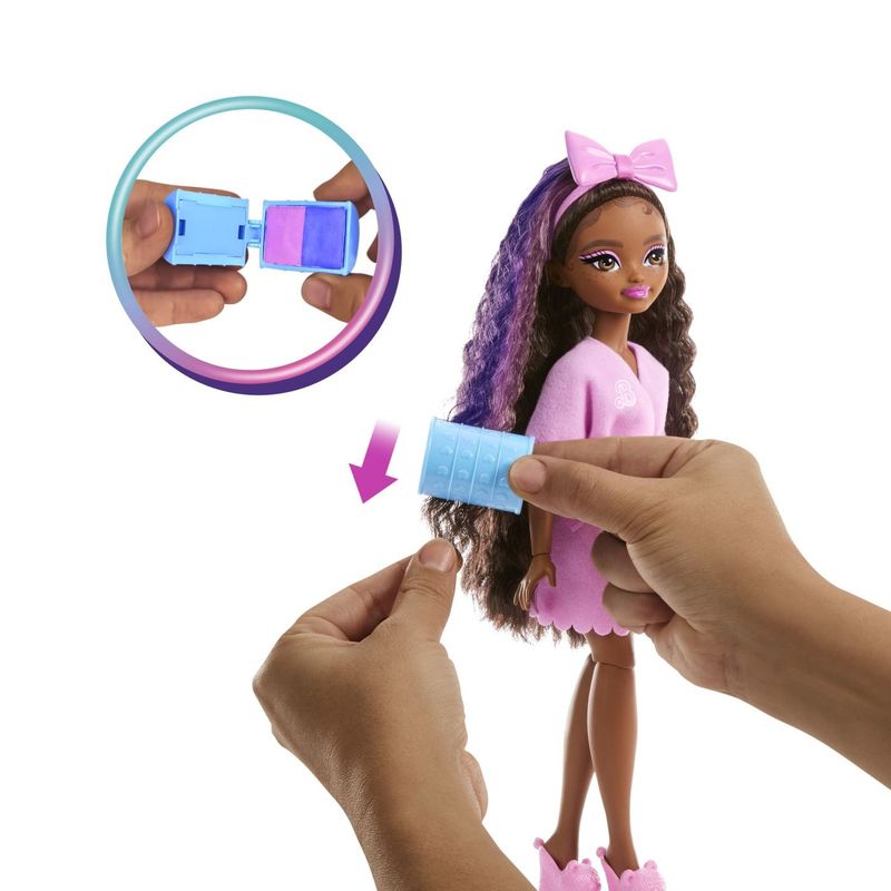 Jucarii, Copii si Bebe - Jucarii si jocuri - Papusi si accesorii - Papusi - Barbie Dream Besties set papusa Barbie Brooklyn pregateste-te cu Barbie - Infinity.ro