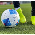 Sport si Outdoor - Sporturi de echipa - Fotbal - Mingi fotbal - Pachet 3 mingi fotbal Molten Vantaggio F5N5000 FIFA QUALITY PRO, marimea 5, generatia a 5-a, cu geanta Molten si pompa DHP21 - Infinity.ro