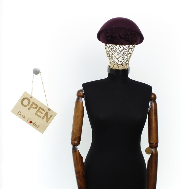 Fashion, accesorii si bijuterii - Femei - Accesorii femei - Caciuli si palarii femei - Toca de dama, din lana, Buticcochet, marime 54-57 cm, ajustabila, Bordo - PAL1611 - Infinity.ro